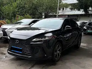 Lexus RX 2024