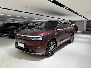 AITO Wenjie M8 2025