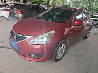 Nissan Tiida 2016