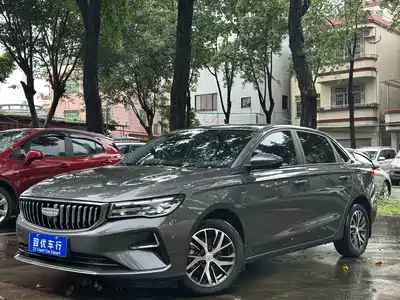 Geely Emgrand 2025