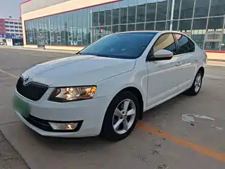 Škoda Octavia 2014