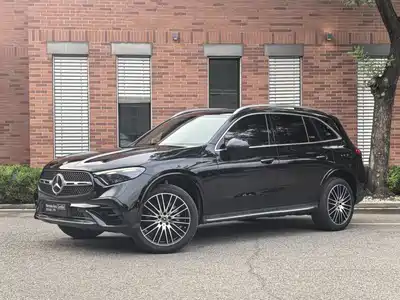 Mercedes-Benz GLC 2025
