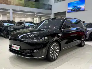 AITO Wenjie M9 2025