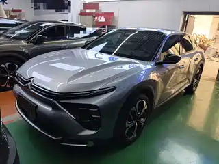 Citroën Versailles C5 X 2021
