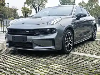 Lynk & Co 03 2021