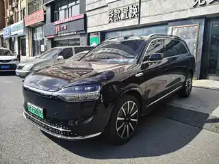 AITO Wenjie M9 2025