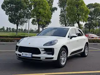 Porsche Macan 2020