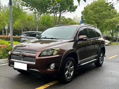 Toyota RAV4 Rongfang 2011