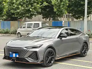 Changan UNI-V 2022