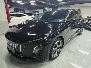 Hongqi E-QM5 2023