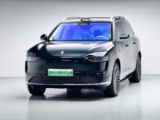 AITO Wenjie M9 2025