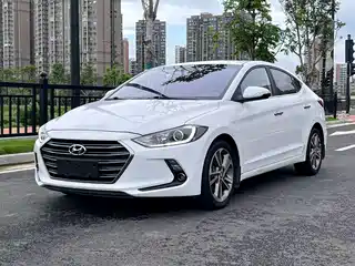 Hyundai Elantra 2018