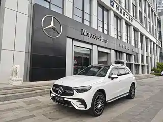 Mercedes-Benz GLC 2023