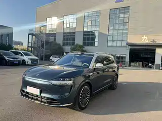 AITO Wenjie M9 2025