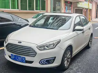 Ford Escort 2014