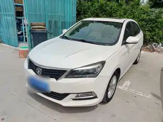 Changan Yuexiang V7 2014