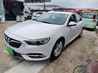 Buick Regal 2018