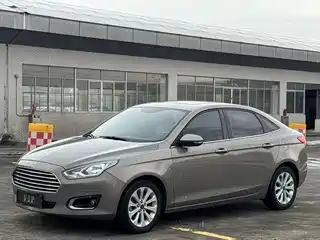 Ford Escort 2014