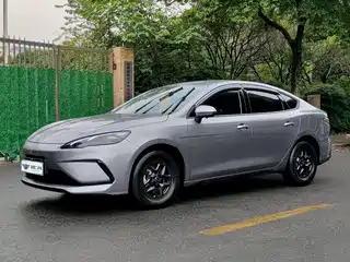 BYD Hai Bao 05 DM-i 2025