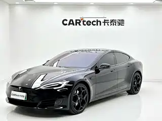 Tesla Model S 2021