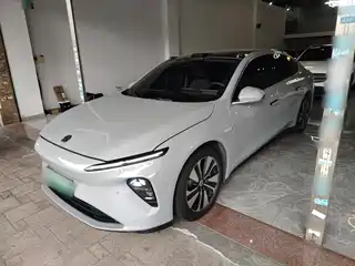 NIO ET7 2023