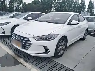 Hyundai Elantra 2018