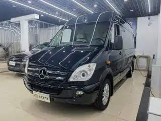 Mercedes-Benz Sprinter 2013
