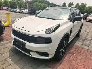 Lynk & Co 01 EM-P 2019