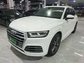 Audi Q5L 2019