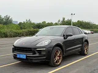 Porsche Macan 2022