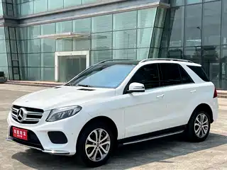 Mercedes-Benz GLE 2016