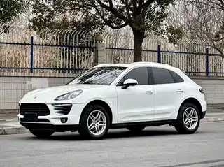 Porsche Macan 2015