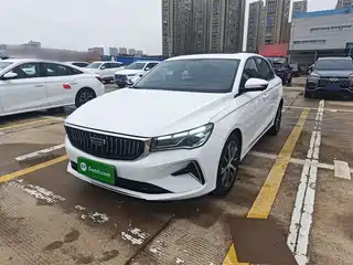 Geely Emgrand 2021