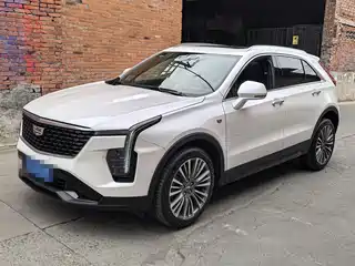 Cadillac XT4 2025