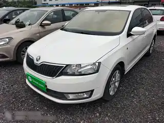 Škoda Rapid 2015