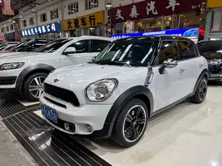 MINI COUNTRYMAN 2013