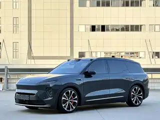 NIO ES8 2023