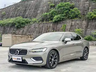Volvo S60 2021