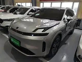 Lynk & Co 08 EM-P 2024