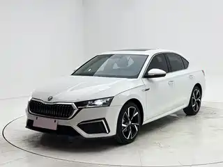 Škoda Octavia 2023