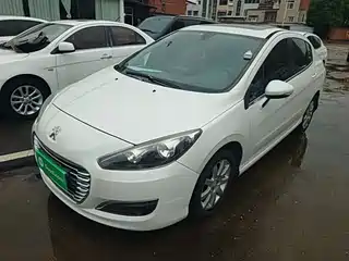 Peugeot 308 2015