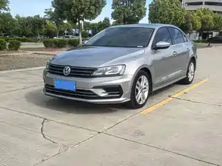 Volkswagen Sagitar 2017