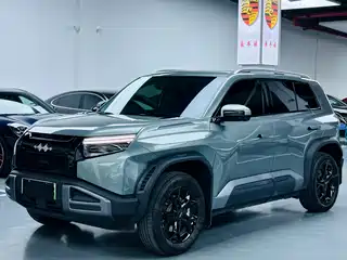 Fang Cheng Bao Titanium 3 2025