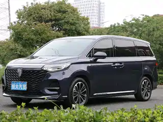 Roewe iMAX8 2021