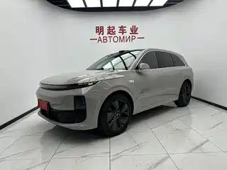 Li Auto L6 2025