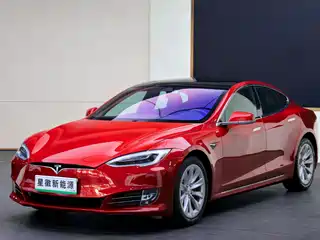 Tesla Model S 2018