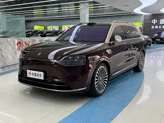 AITO Wenjie M9 2025
