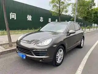 Porsche Cayenne 2012