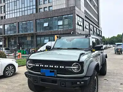 Ford Bronco 2024