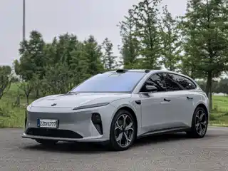 NIO ET5T 2024